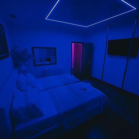 Hotel Rosa Blu Tirana Bagian luar foto