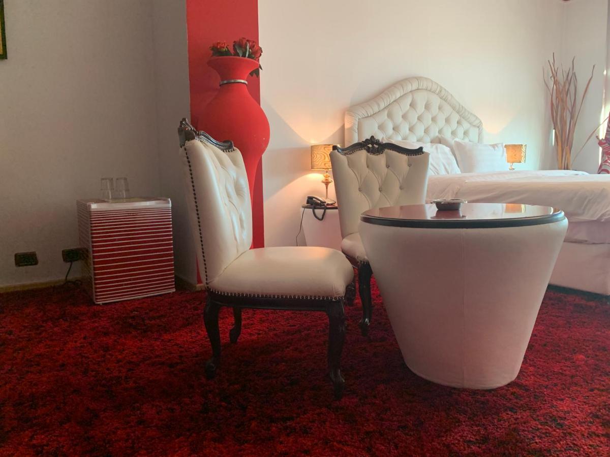 Hotel Rosa Blu Tirana Bagian luar foto