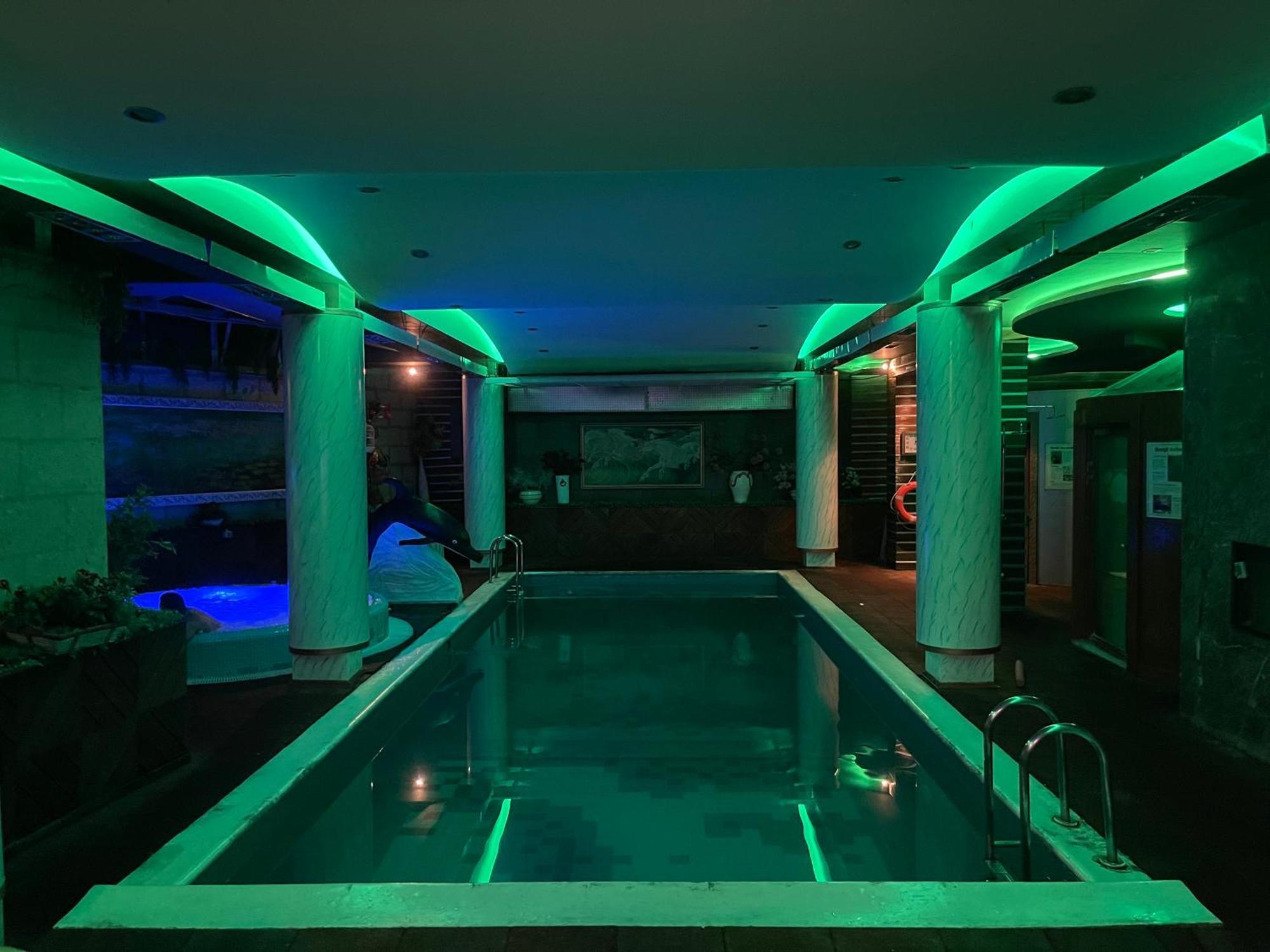Hotel Rosa Blu Tirana Bagian luar foto