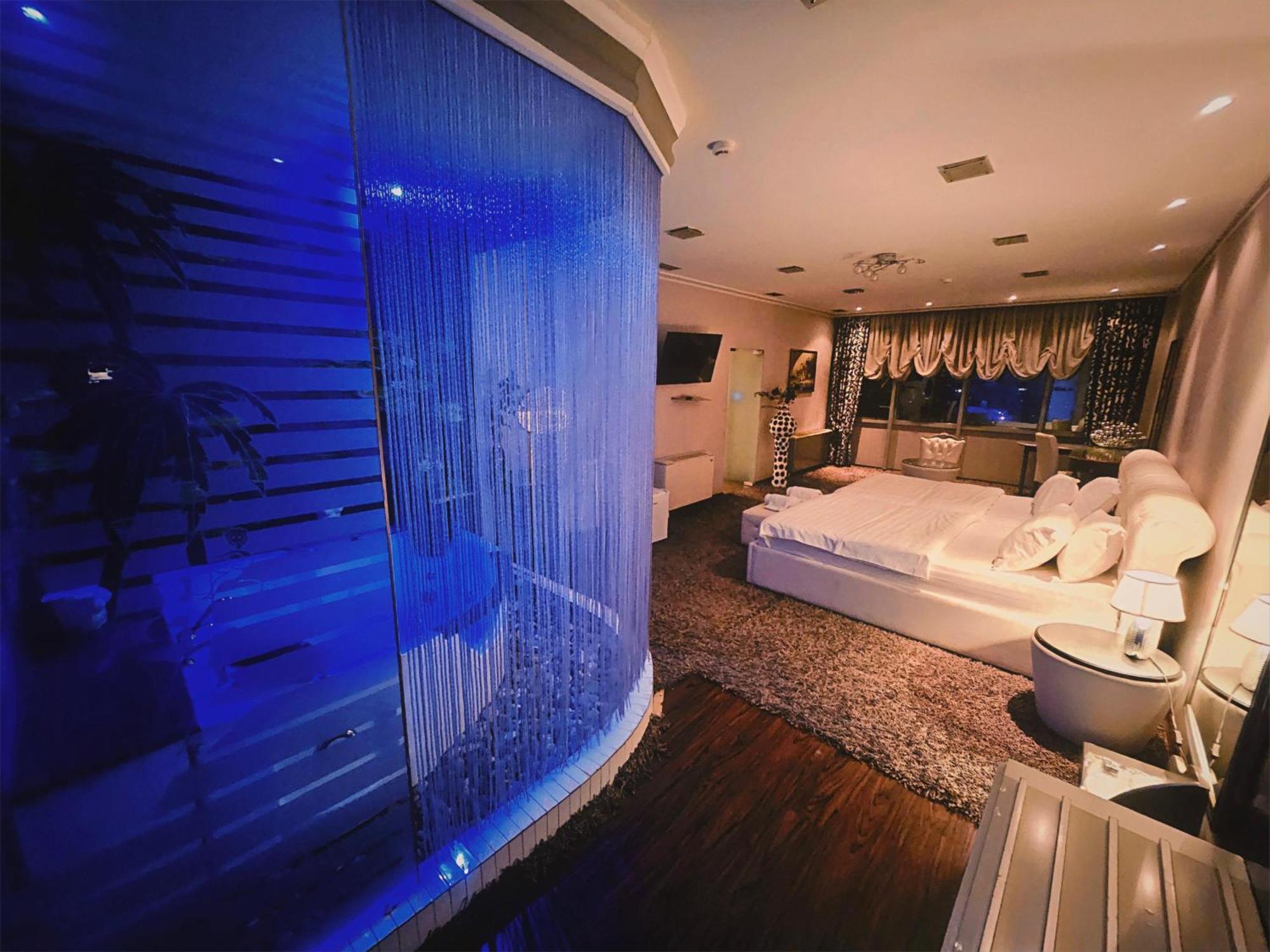 Hotel Rosa Blu Tirana Bagian luar foto