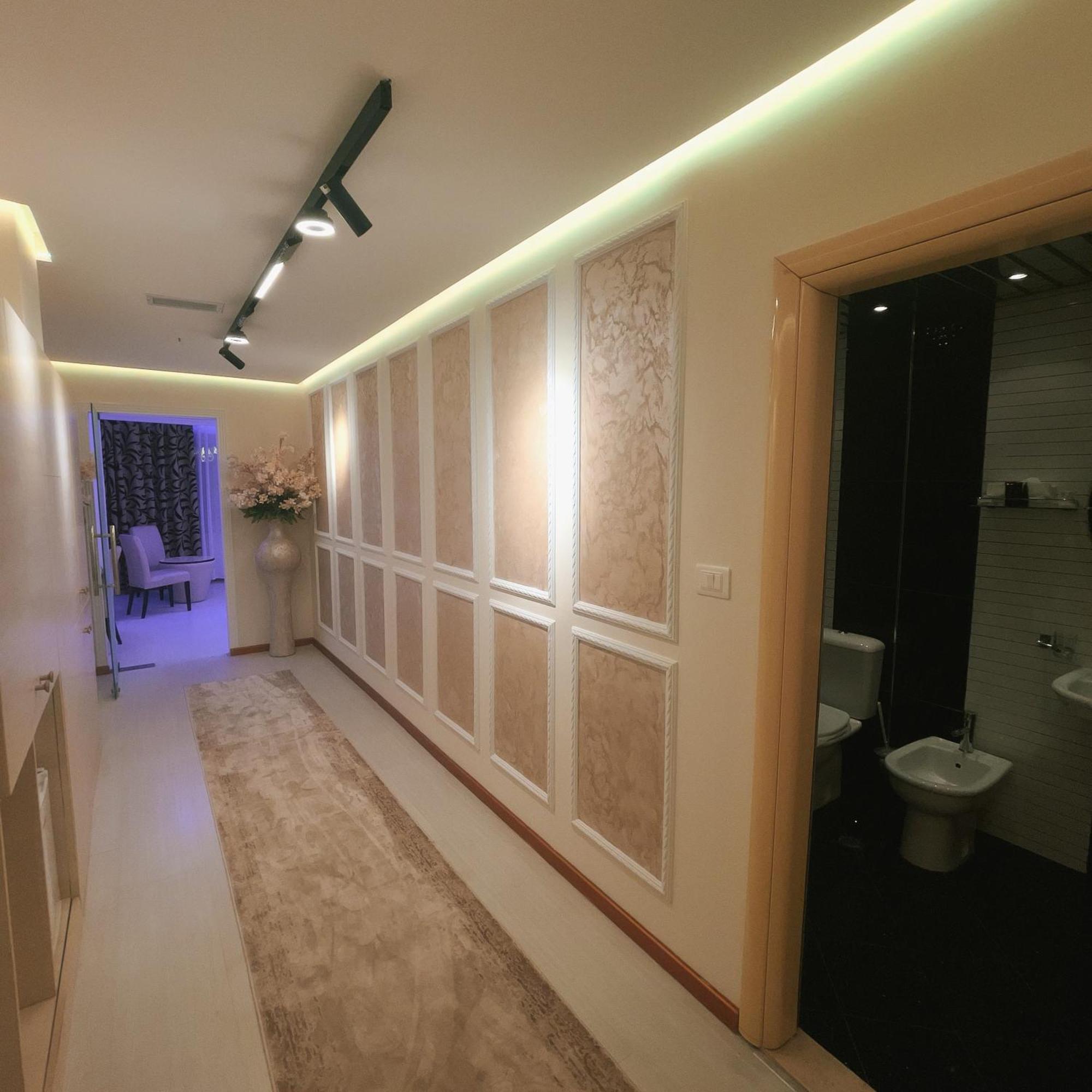 Hotel Rosa Blu Tirana Bagian luar foto