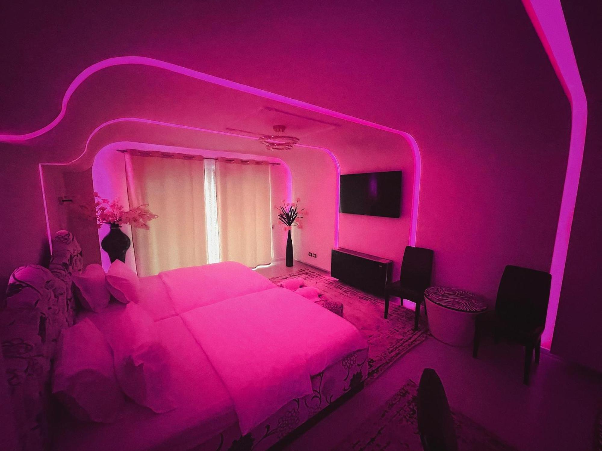 Hotel Rosa Blu Tirana Bagian luar foto